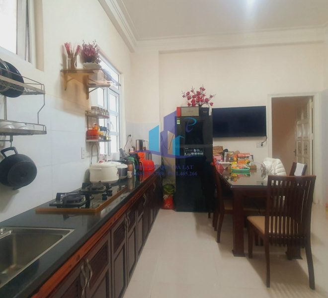 z5024307283958_e27af87716914eed9eb583f1e46905d0