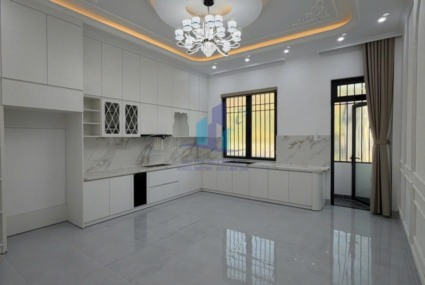 z7416938011869_12f701989e2763052f0a39a77f505f24