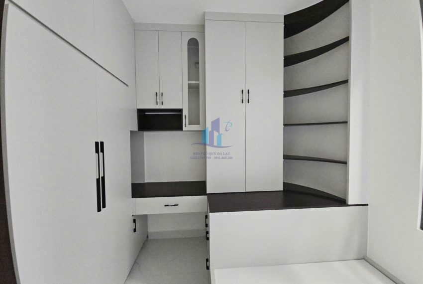 z7493853268581_3b4eeeae8c206d0eb9e1b052dce92359