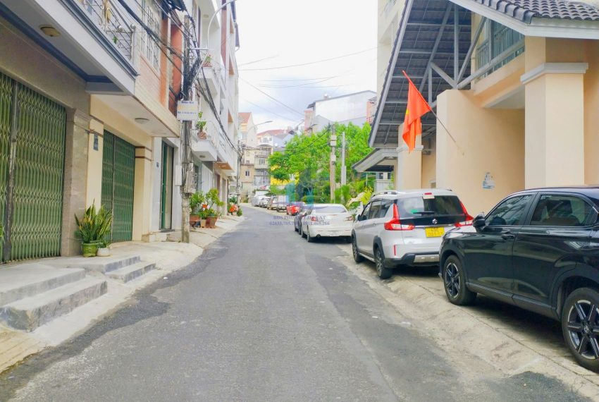 z7633365745969_182f150e8cd633f3c28a82ea04b080a2