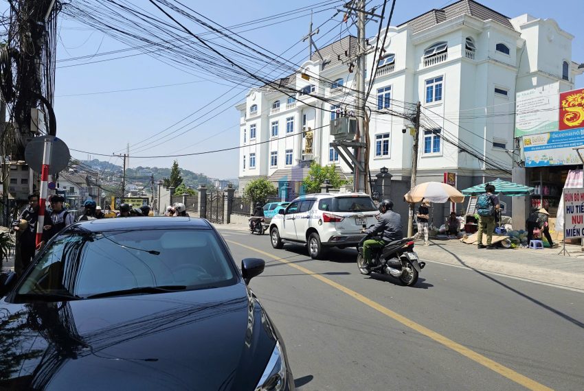 z7724748380977_aa69c7f072e16458a9299a10a08401f5